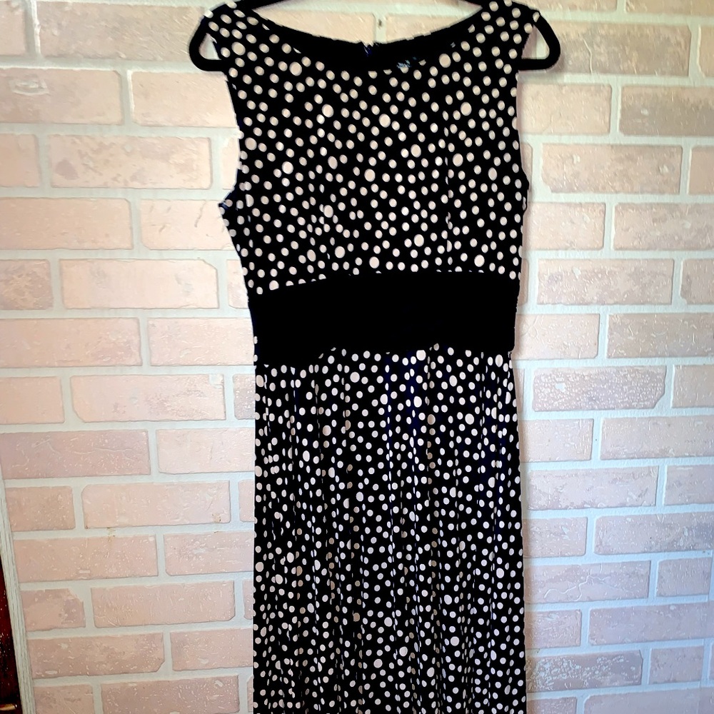 Jessica Howard Business Casual  Sleeveless Navy Blue Pokka Dotted Maxi Dress